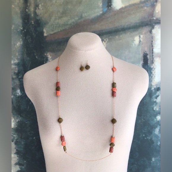 Frosted Natural Stone Rust Green Matte Finish Chiclet Bead Necklace & Earrings - Picture 8 of 8